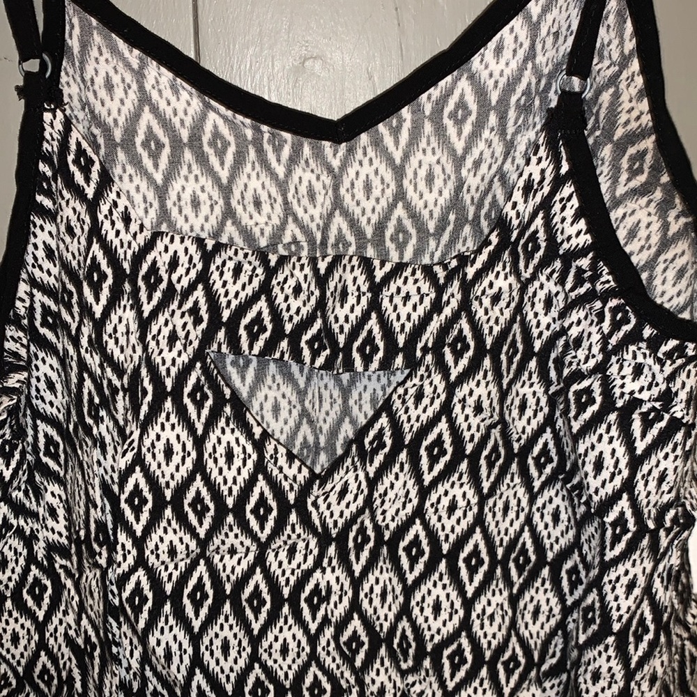 Pattern tank - Picture 3 of 3